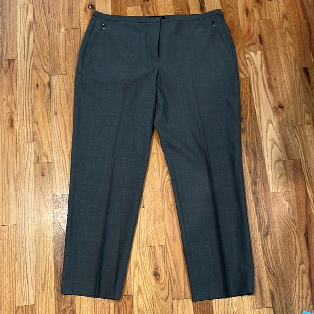 Elie Tahari Gray Cropped Trousers 16